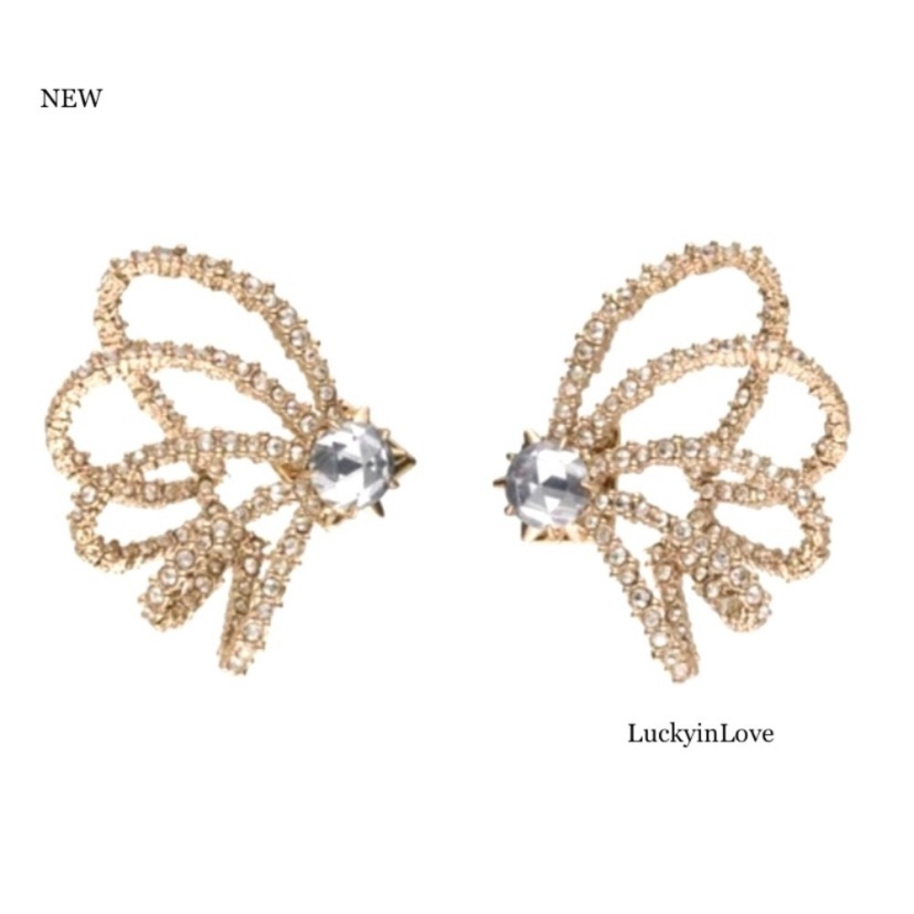 ALEXIS BITTAR Gold Crystal Lace Orbiting Thorny
Sculpted Essential Post Earrings - Picture 5 of 16